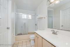 100 Debbie St B, Staten Island, NY 10314