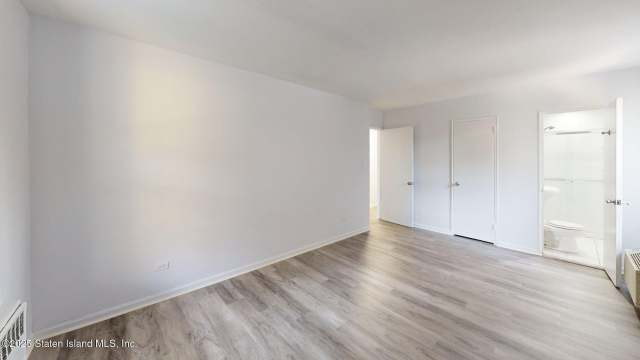 55 Austin Pl 2Y, Staten Island, NY 10304