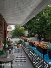 55 Austin Pl 2Y, Staten Island, NY 10304