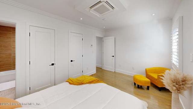 88 Aberdeen St, Brooklyn, NY 11207