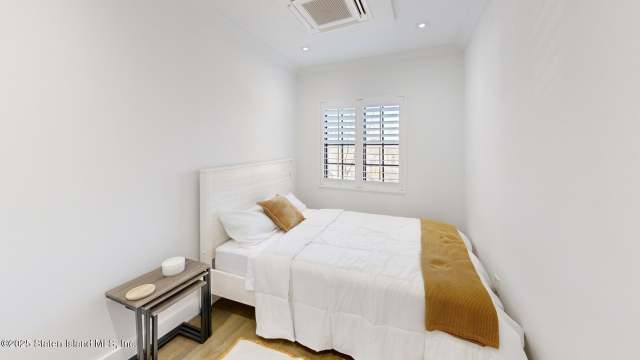 88 Aberdeen St, Brooklyn, NY 11207