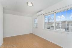 25 Winfield St, Staten Island, NY 10305