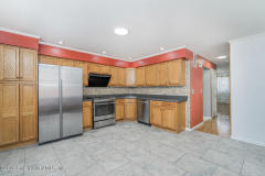 25 Winfield St, Staten Island, NY 10305