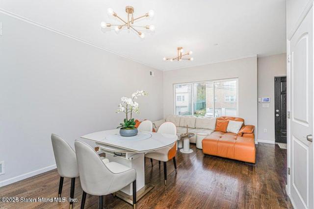 109 Gower St, Staten Island, NY 10314