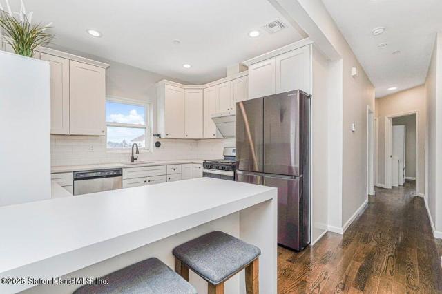 109 Gower St, Staten Island, NY 10314