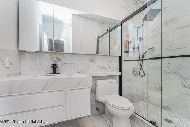 109 Gower St, Staten Island, NY 10314