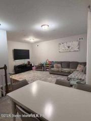 109 Gower St, Staten Island, NY 10314