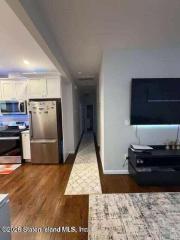 109 Gower St, Staten Island, NY 10314