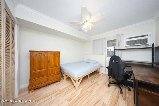 38 Jones St, Staten Island, NY 10314