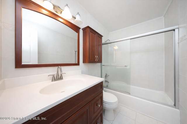 38 Jones St, Staten Island, NY 10314