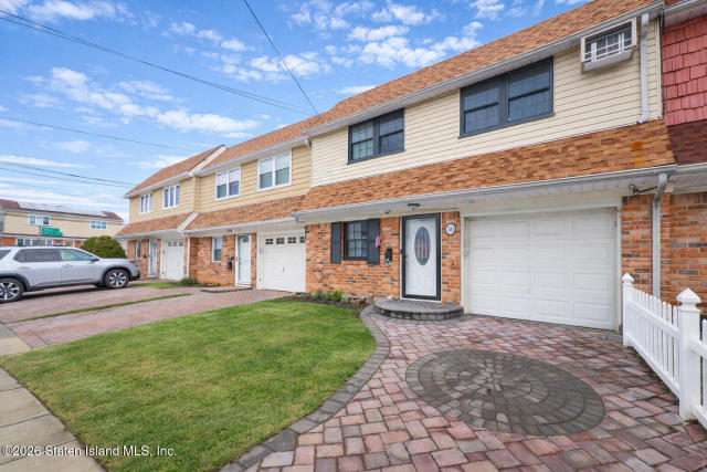 38 Jones St, Staten Island, NY 10314