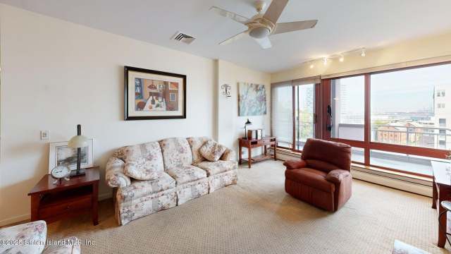 80 Bay St Lndg Ph1l, Staten Island, NY 10301
