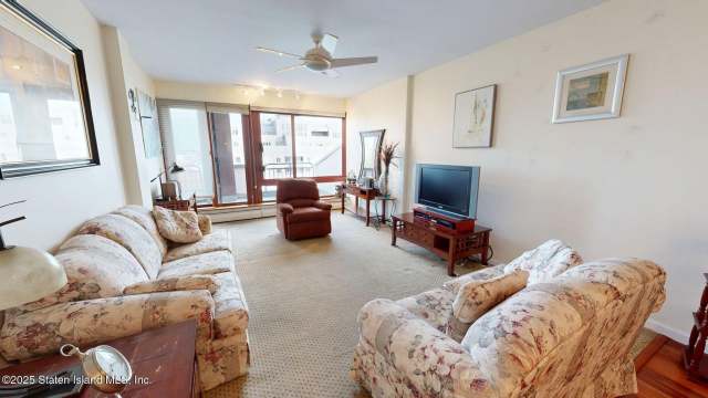 80 Bay St Lndg Ph1l, Staten Island, NY 10301