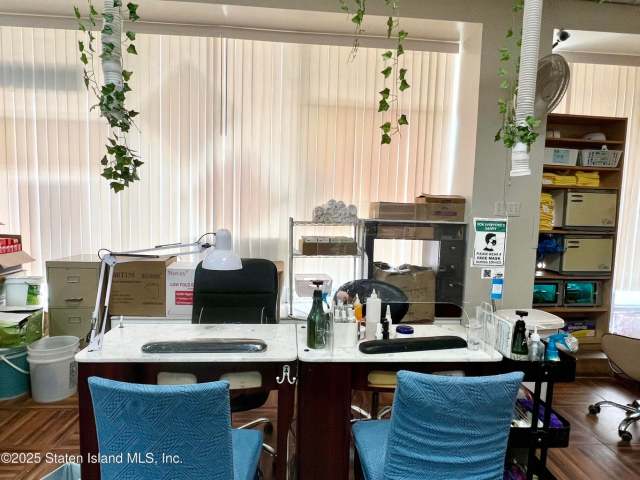Business -438 Port Richmond Ave, Staten Island, NY 10302