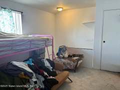 182 Freeborn St, Staten Island, NY 10306