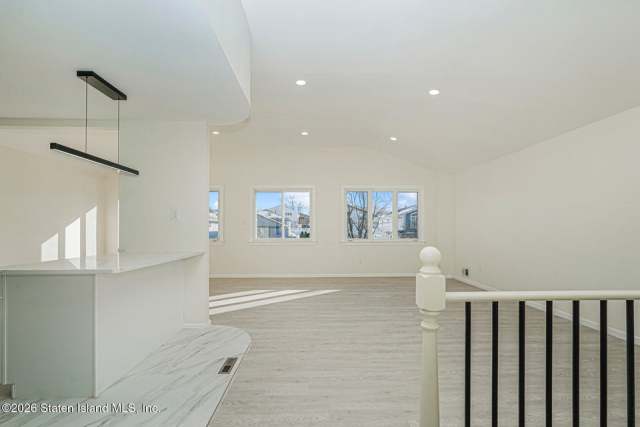 39 Commerce Street,Staten Island,NY,10314