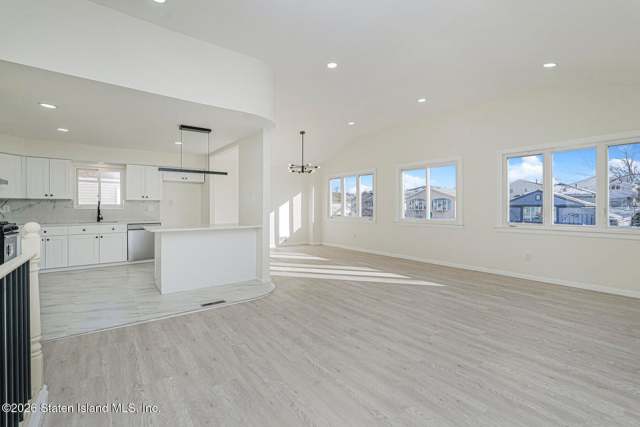39 Commerce Street,Staten Island,NY,10314