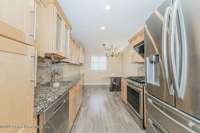 448-2 Caswell Ave, Staten Island, NY 10314