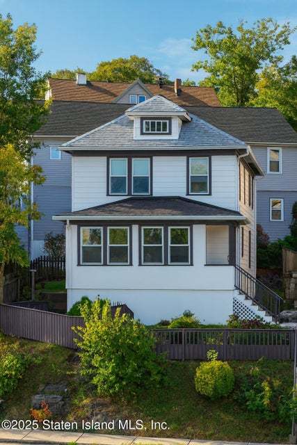 416 Westervelt Ave, Staten Island, NY 10301