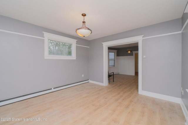 416 Westervelt Ave, Staten Island, NY 10301