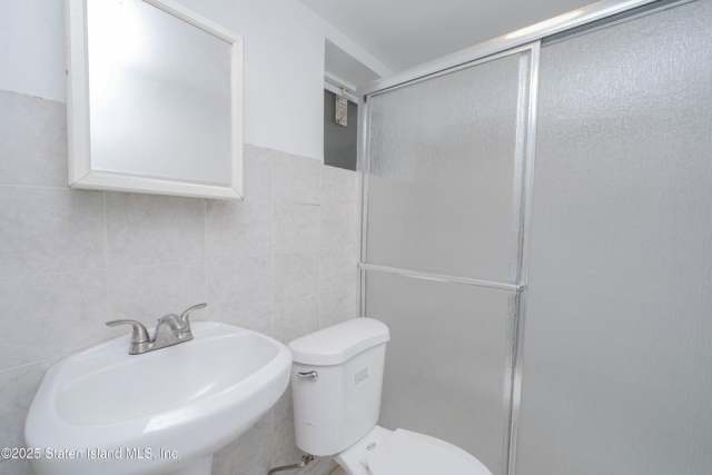 416 Westervelt Ave, Staten Island, NY 10301