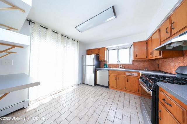 314 Harold St, Staten Island, NY 10314