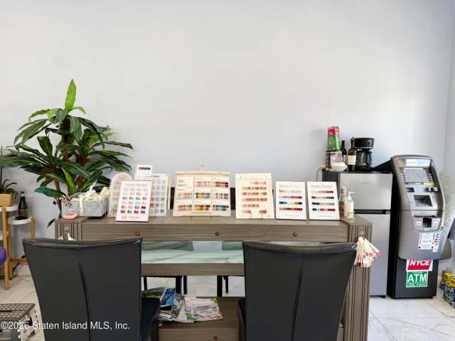 Business -293 New Dorp Ln, Staten Island, NY 10306