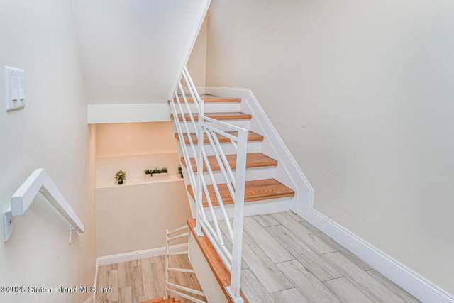 10 Wandel Ave, Staten Island, NY 10304