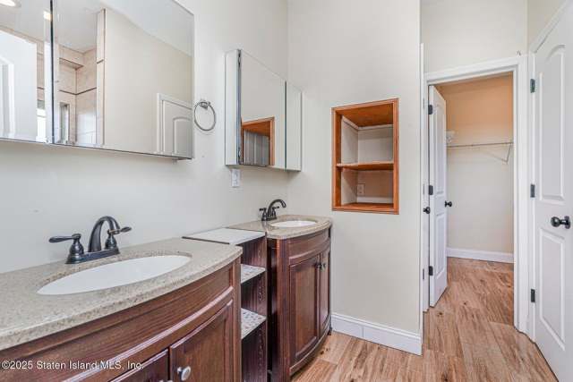 10 Wandel Ave, Staten Island, NY 10304