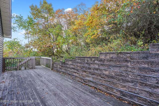 10 Wandel Ave, Staten Island, NY 10304