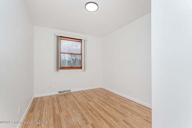280 Miles Ave, Staten Island, NY 10308