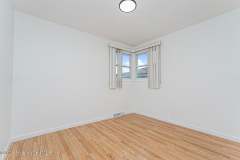 280 Miles Ave, Staten Island, NY 10308