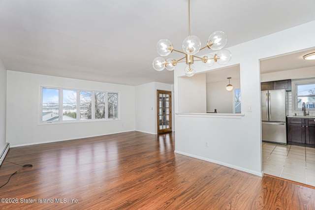 280 Miles Ave, Staten Island, NY 10308