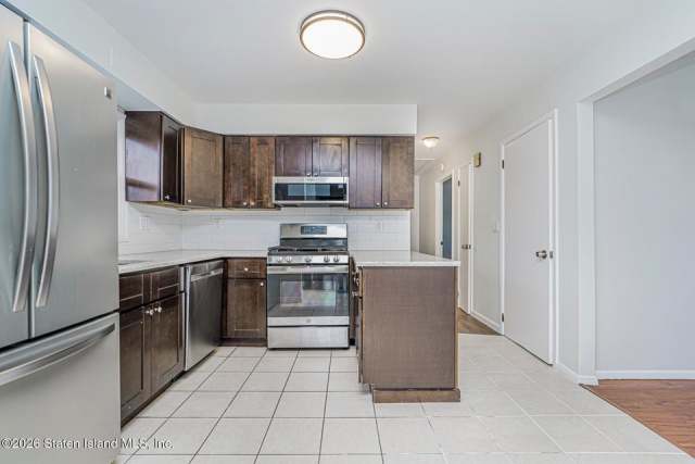 280 Miles Ave, Staten Island, NY 10308