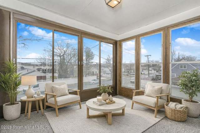 280 Miles Ave, Staten Island, NY 10308