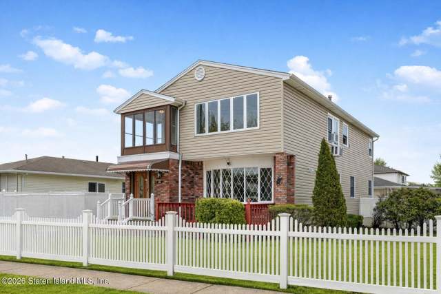 280 Miles Ave, Staten Island, NY 10308