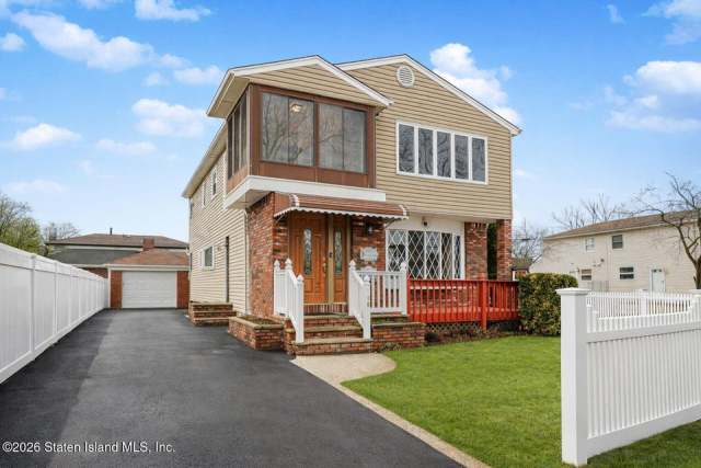 280 Miles Ave, Staten Island, NY 10308
