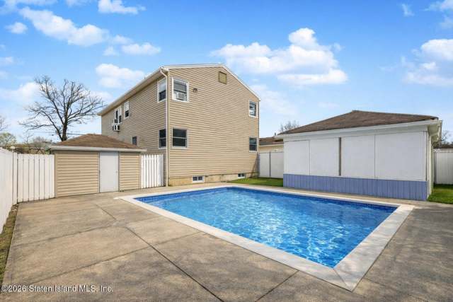 280 Miles Ave, Staten Island, NY 10308