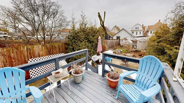 561 Delafield Ave, Staten Island, NY 10310