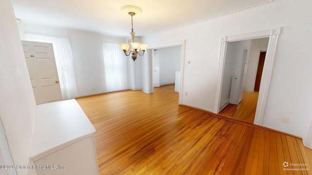 561 Delafield Ave, Staten Island, NY 10310