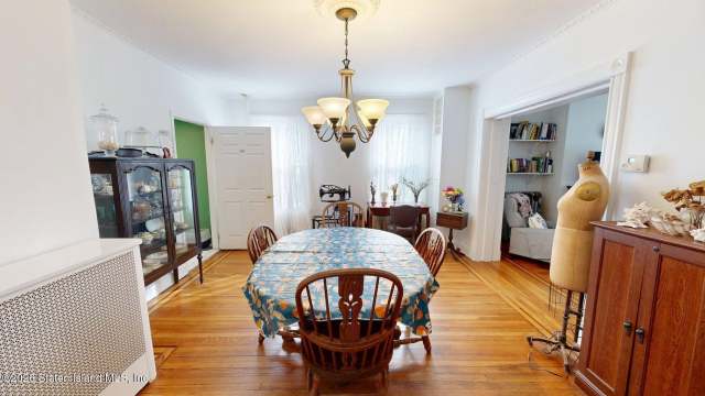 561 Delafield Ave, Staten Island, NY 10310