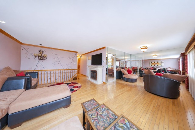 8 Brandis Ave, Staten Island, NY 10312
