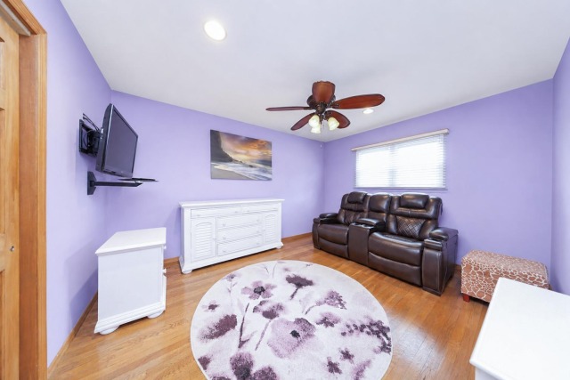 8 Brandis Ave, Staten Island, NY 10312