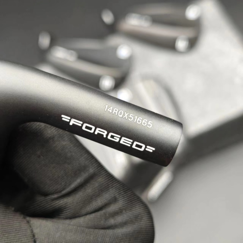 Taylormade P∙790 Irons Black fourth generation