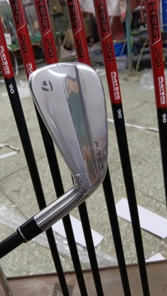 P∙790 Irons