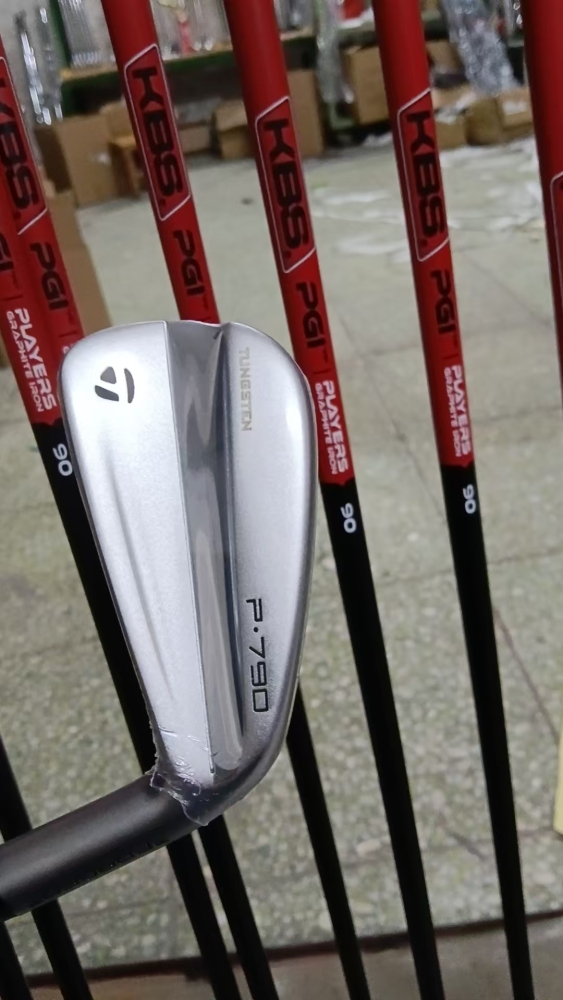 P∙790 Irons