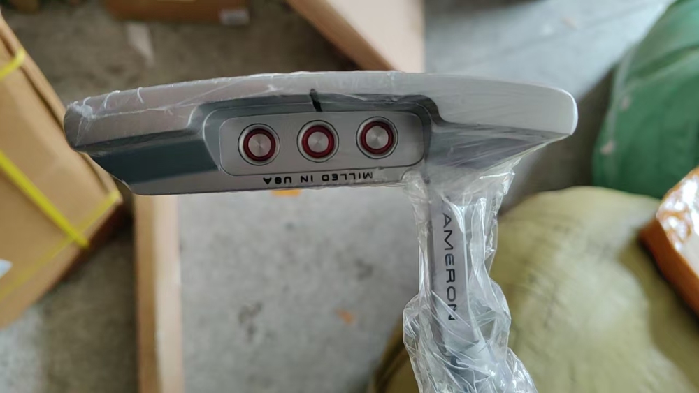 Scotty Cameron_putter-1