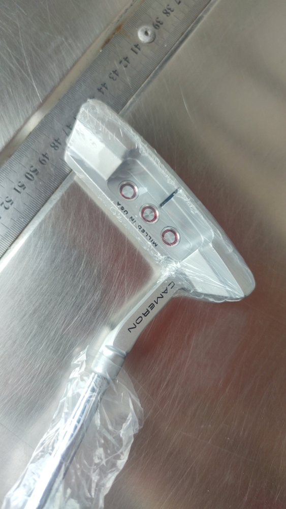 Scotty Cameron_putter-1