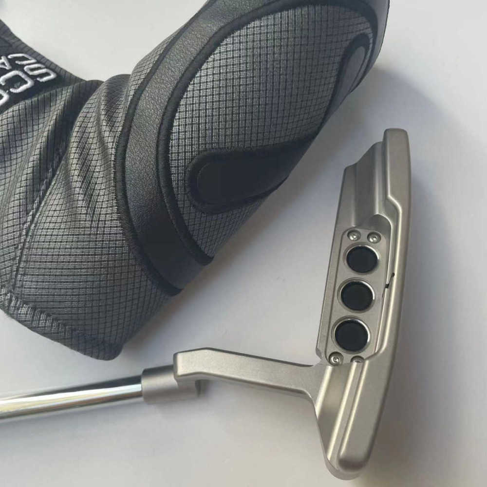 FOR TOUR USE ONLY Putter black