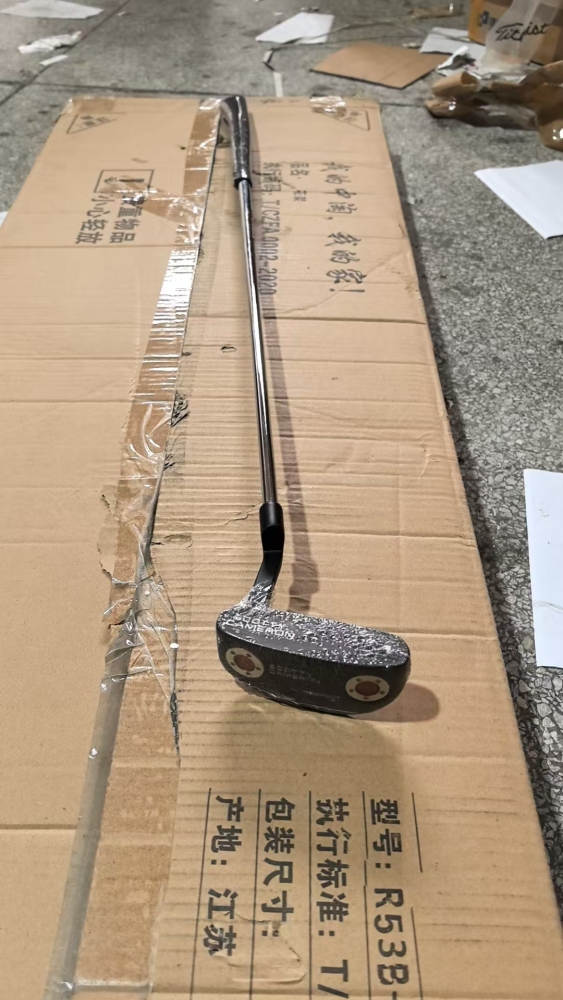 Left hand putter 2